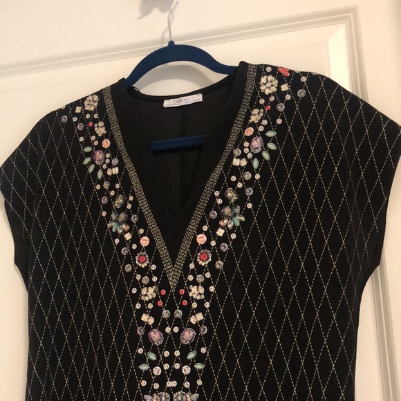 Black with details shift Dress - Picture 3 of 5